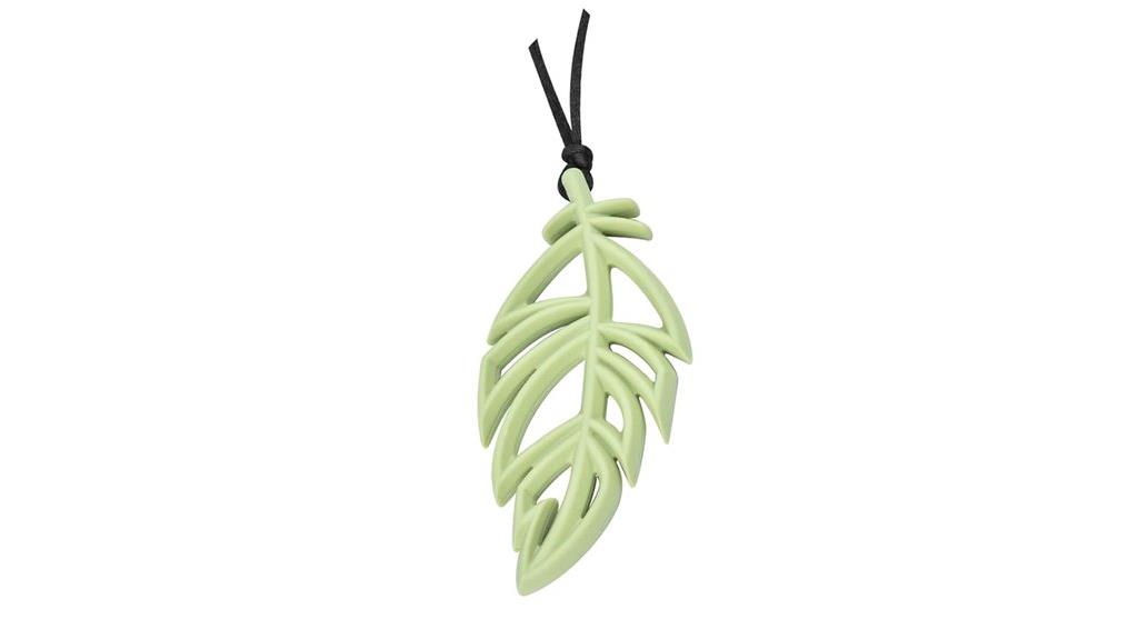 natural leaf chew necklace